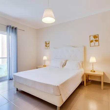 Monica With Private Pool And Jacuzzi * Quarteira