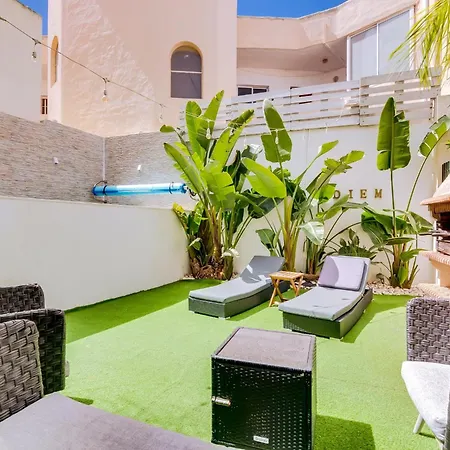 Monica With Private Pool And Jacuzzi * Quarteira
