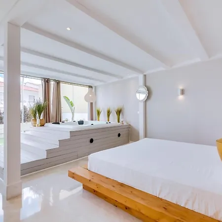 Monica With Private Pool And Jacuzzi Apartamento