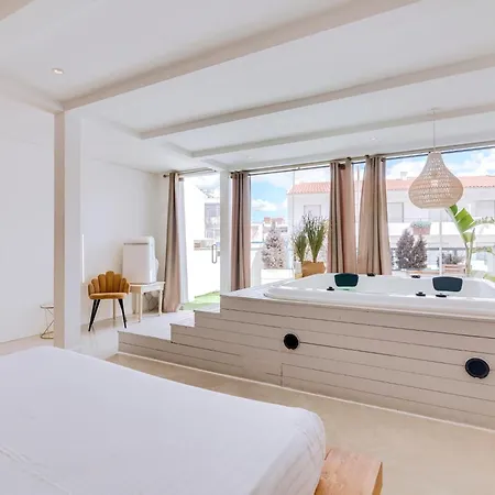 Apartamento Monica With Private Pool And Jacuzzi